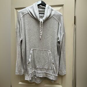 Lou & Grey Light Gray Cowl Nevk